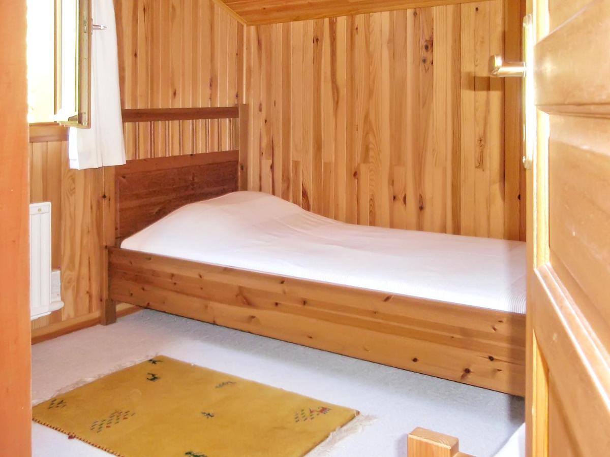 Maison De 2 Chambres Avec Vue Sur Le Lac Piscine Partagee Et Jardin Amenage A Lachapelle Auzac 外观 照片